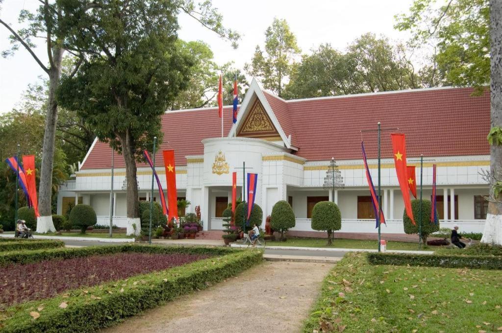 อังกอร์ วิลเลจ รีสอร์ท แอนด์ สปา เสียมราฐ ภายนอก รูปภาพ